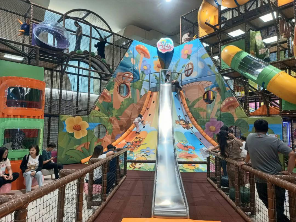 สนุกยกบ้าน! เซ็นทรัล ขอนแก่น เปิด HarborLand แห่งล่าสุด คอนเซปต์ “Bugs Festival” โลกแมลงจิ๋ว ย้ำแลนด์มาร์คแห่งความสุขภาคอีสาน image 2026 02 15 203304446
