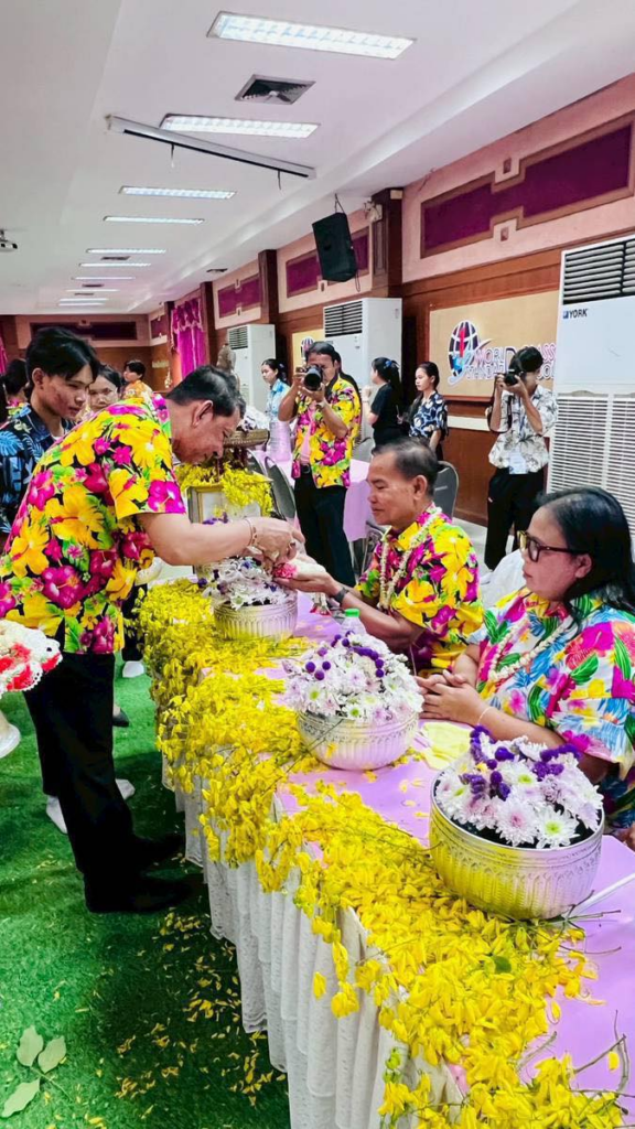 งดงามสมฉายา! รร.นางฟ้ากัลยาณวัตร จัดกิจกรรมวันไหลสงกรานต์ อิ่มบุญถ้วนหน้า image 2026 04 03 185828923